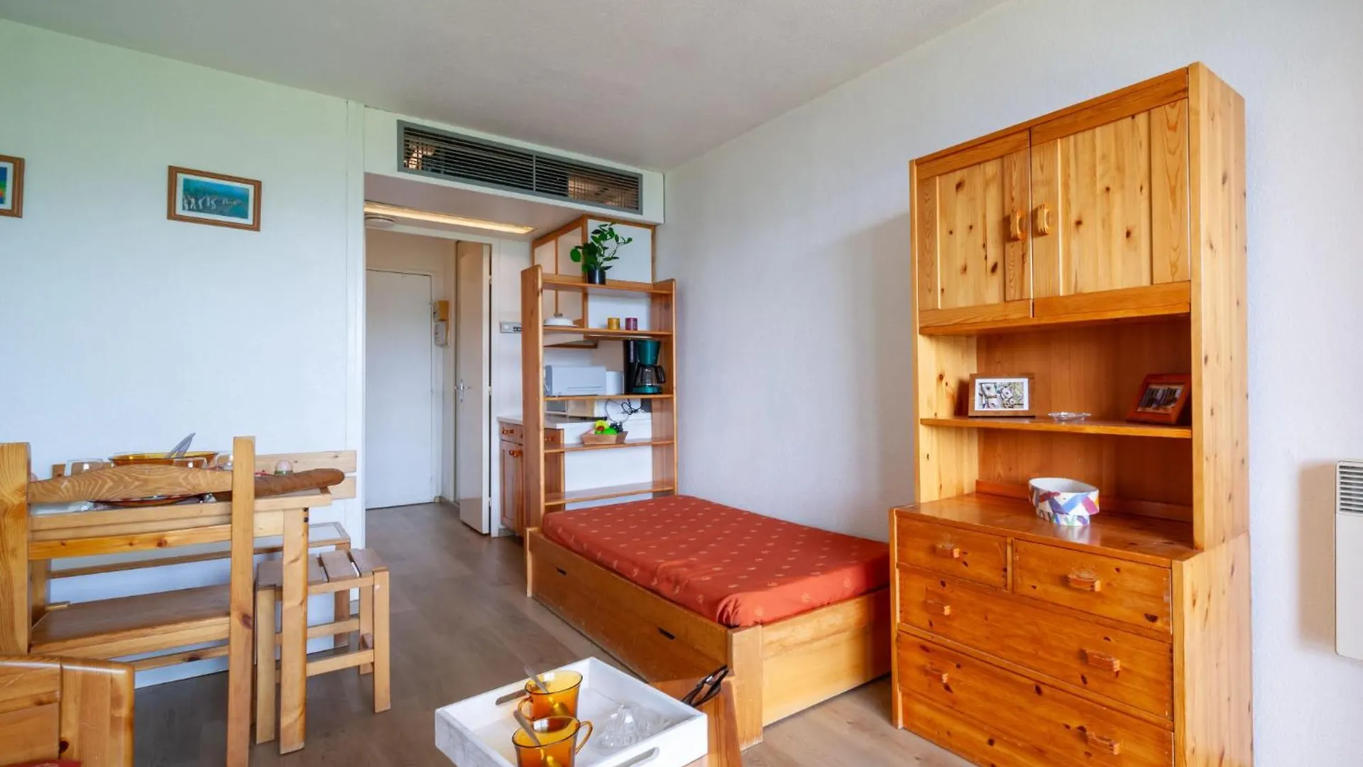 Apartment Pegase Phenix-1 By Interhome Le Corbier Fransa
